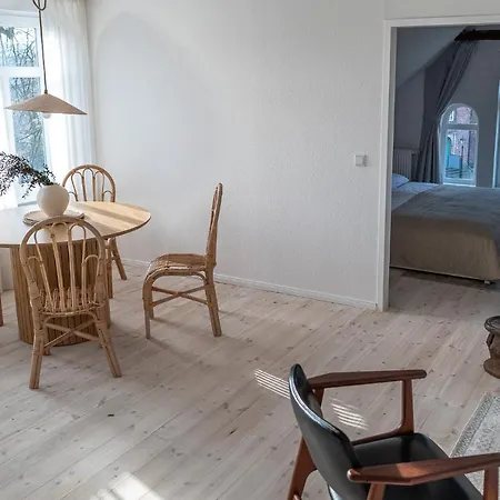 Nordisches Wohlfuehlnest In Der Leeraner Altstadt Appartement