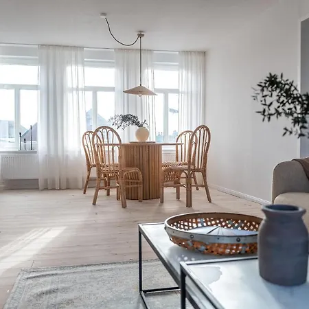 Appartement Nordisches Wohlfuehlnest In Der Leeraner Altstadt *